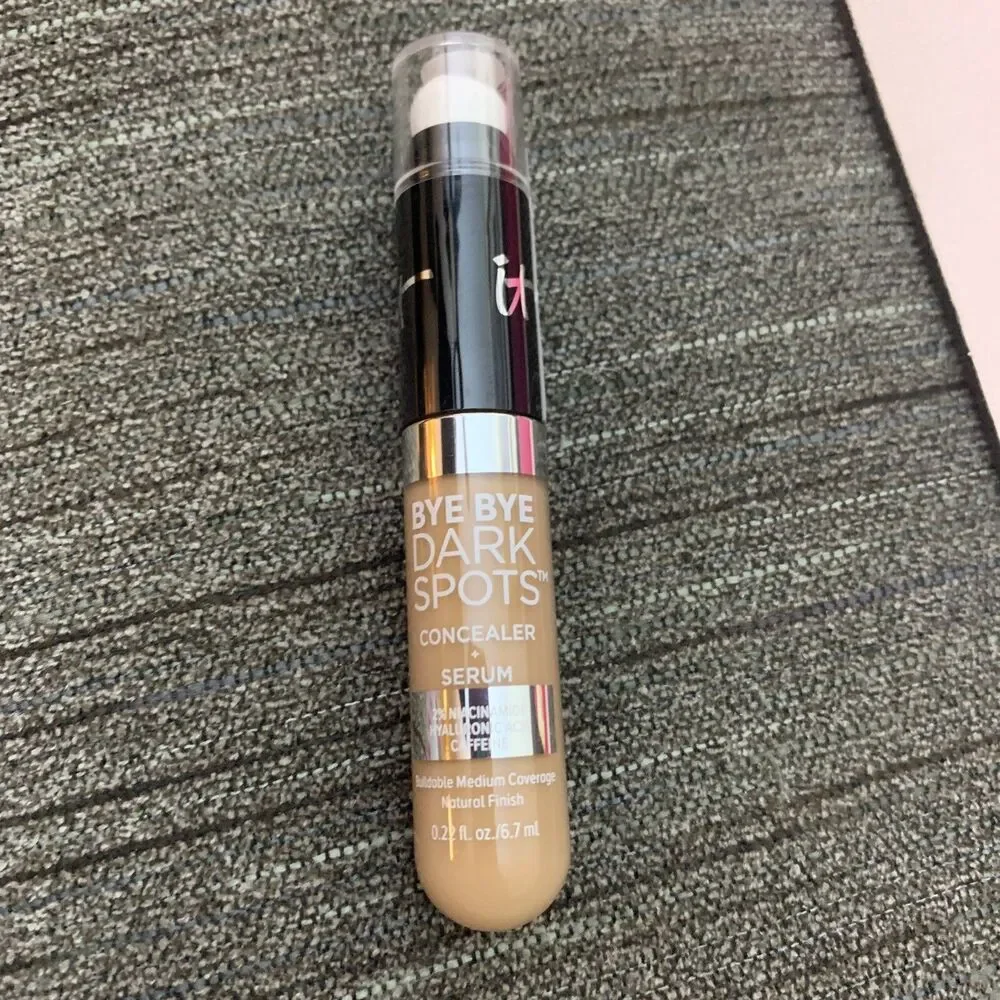 It Cosmetics Bye Bye Dark Spots Concealer + Serum - 40 Tan Cool - 0.22 oz Eye - Picture 1 of 4